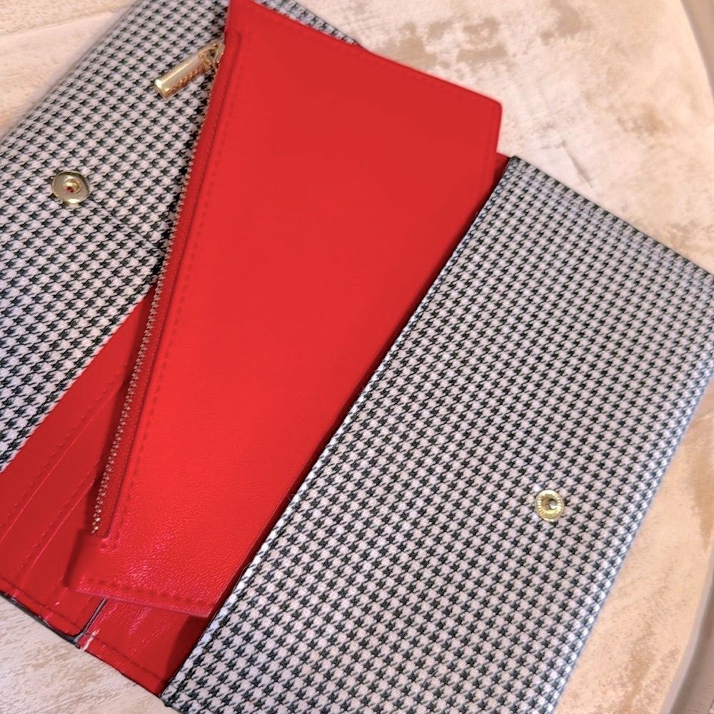 Zara RARE Houndstooth w Red Interior Women’s Wallet